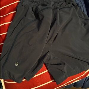 lululemon athletica Men's Shorts Navy XS